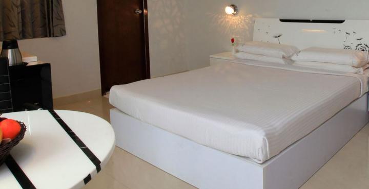 Super Townhouse Malabar Illam Hotel Kochi Eksteriør billede